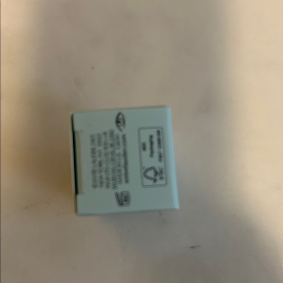 Estee Lauder Advanced Night Repair Serum .17 Fl oz / 5 ml - Picture 4 of 4